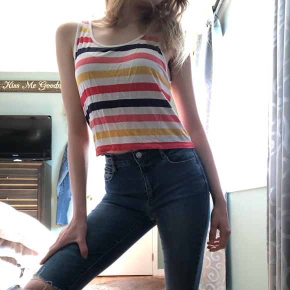 (Free with bundle) Garage striped tank top - Picture 2 of 5